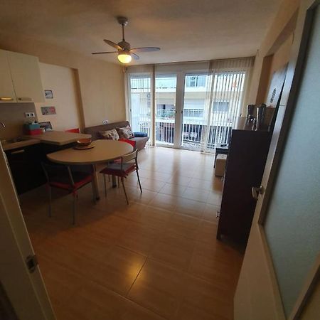 Room In Benidorm Downtown En Piso Compartido Alicante Eksteriør billede