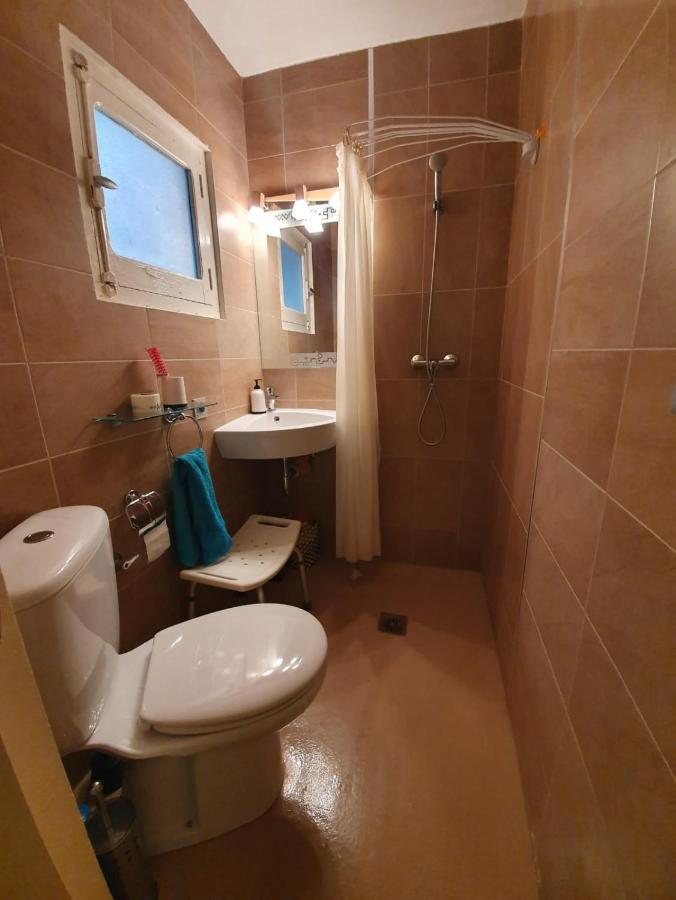 Room In Benidorm Downtown En Piso Compartido Alicante Eksteriør billede