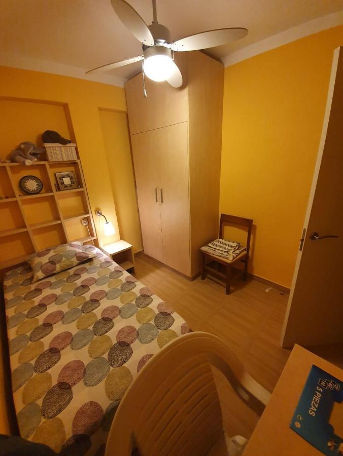 Room In Benidorm Downtown En Piso Compartido Alicante Eksteriør billede