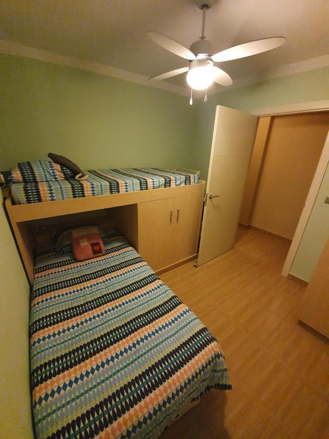 Room In Benidorm Downtown En Piso Compartido Alicante Eksteriør billede